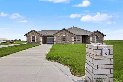 Exterior - 5 Old Glory Ave, Altus, OK 73521 photo 3 of 6