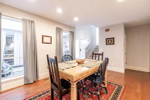 Dining - 405 E Timberwind Rd, Edmond, OK 73034 photo 2 of 3