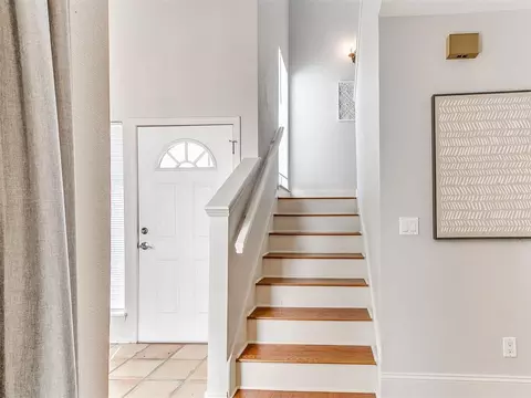 Entry Way - 405 E Timberwind Rd, Edmond, OK 73034 photo 2 of 3