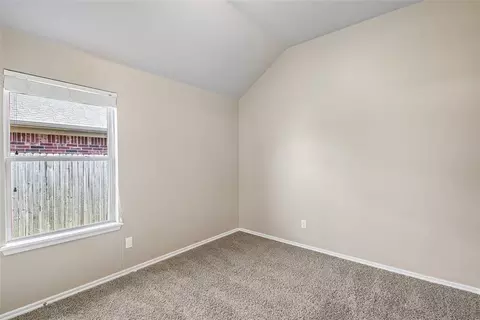 Bedroom - 18305 Bodegon Rd, Edmond, OK 73012 photo 4 of 7