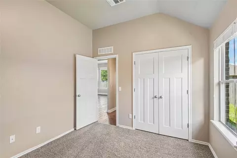 Bedroom - 18305 Bodegon Rd, Edmond, OK 73012 photo 3 of 7
