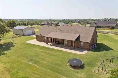 View/Area - 4721 SE 34th St, Moore, OK 73165 photo 6 of 7