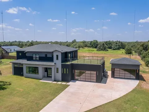 10317 N Hassett Rd, Oklahoma City, OK 73131