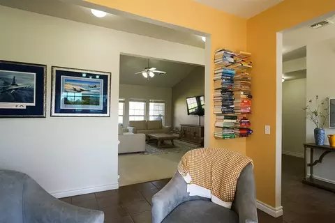 Entry Way - 2819 Deer Run, Altus, OK 73521 photo 2 of 4
