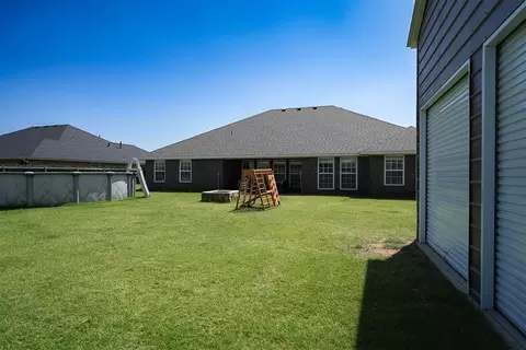 Exterior - 2819 Deer Run, Altus, OK 73521 photo 8 of 10