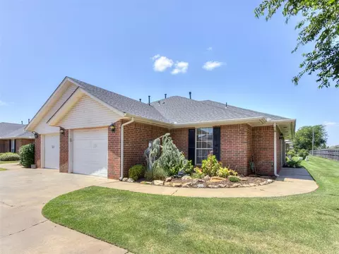 2131 NW 155th St, Edmond, OK 73013