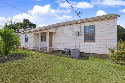 Other - 1016 E Liveoak St, Altus, OK 73521 photo 8 of 9