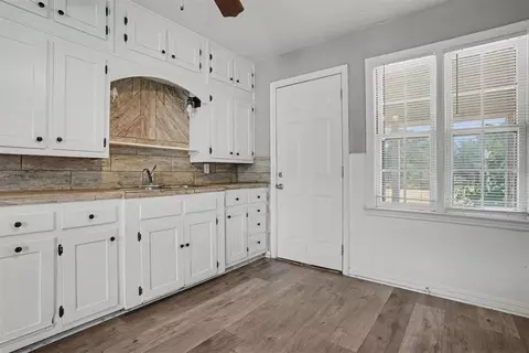 Other - 1016 E Liveoak St, Altus, OK 73521 photo 3 of 9