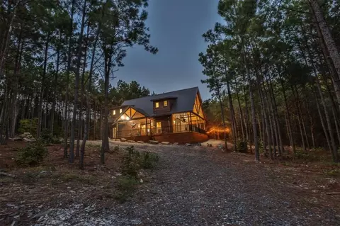 108 Bear Elm Trl, Broken Bow, OK 74728