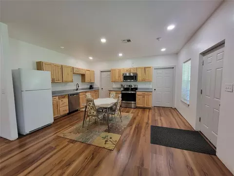 Kitchen - 2913 NE 120th St, Norman, OK 73026 photo 1 of 1
