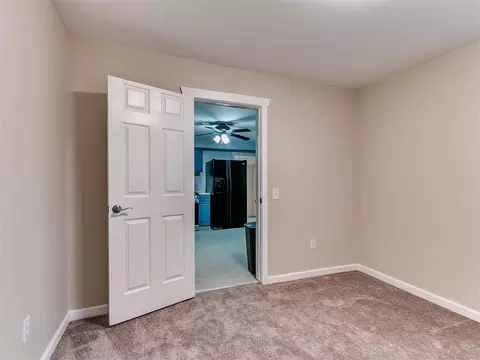 Bedroom - 305 SE 1st St, Tuttle, OK 73089 photo 4 of 5