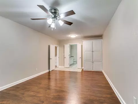 Bedroom - 305 SE 1st St, Tuttle, OK 73089 photo 5 of 5