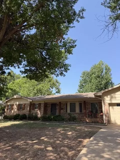 1126 N Lincoln St, Stillwater, OK 74075