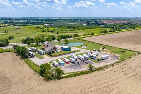 3808 S Manning Rd, El Reno, OK 73036