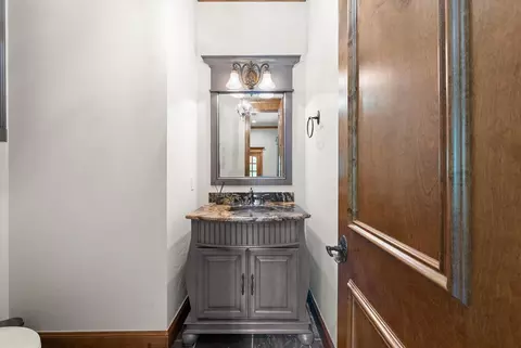 Bath - 6508 Hackberry Trl, Edmond, OK 73034 photo 10 of 10