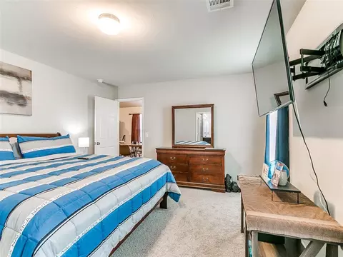 Bedroom - 5312 Nicole Dr, Tuttle, OK 73089 photo 6 of 6