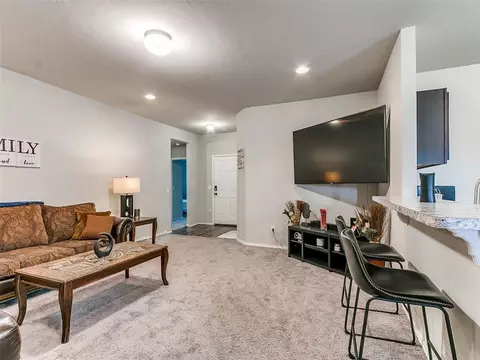 Living - 5312 Nicole Dr, Tuttle, OK 73089 photo 5 of 7