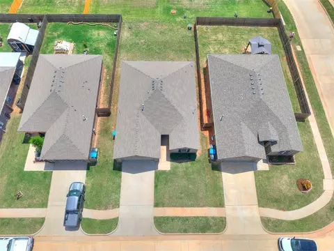 View/Area - 5312 Nicole Dr, Tuttle, OK 73089 photo 2 of 5