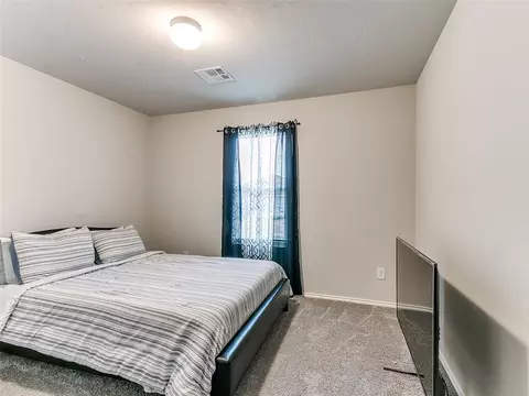Bedroom - 5312 Nicole Dr, Tuttle, OK 73089 photo 1 of 6