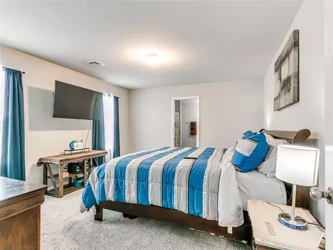 Bedroom - 5312 Nicole Dr, Tuttle, OK 73089 photo 4 of 6