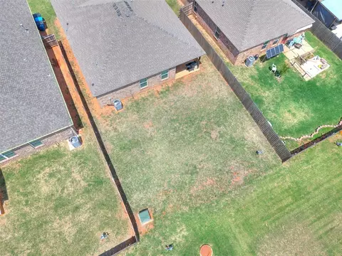 View/Area - 5312 Nicole Dr, Tuttle, OK 73089 photo 1 of 5