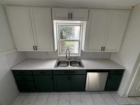 Kitchen - 111 E Dale St, Norman, OK 73069 photo 3 of 5