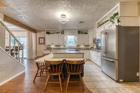 Kitchen - 104 W Union Ave, Corn, OK 73024 photo 2 of 4