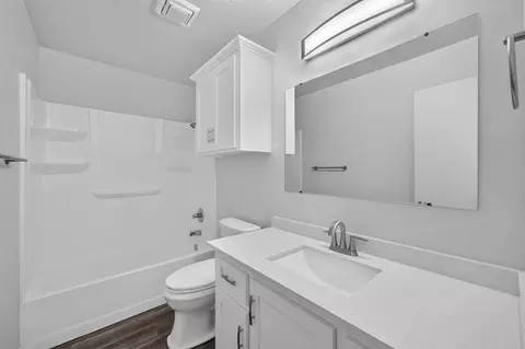 Bath - 4612 Midway Dr, Norman, OK 73072 photo 1 of 7