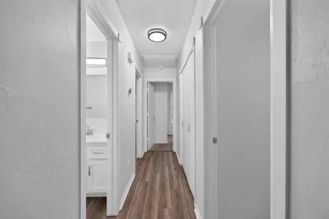 Entry Way - 4612 Midway Dr, Norman, OK 73072 photo 3 of 3
