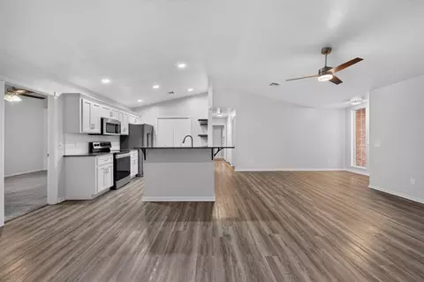 Living - 4612 Midway Dr, Norman, OK 73072 photo 7 of 7