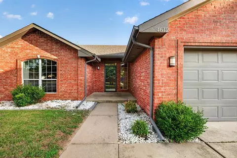Exterior - 4612 Midway Dr, Norman, OK 73072 photo 2 of 5