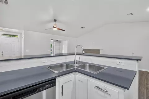 Kitchen - 4612 Midway Dr, Norman, OK 73072 photo 5 of 5