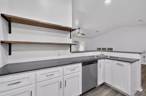 Kitchen - 4612 Midway Dr, Norman, OK 73072 photo 3 of 5