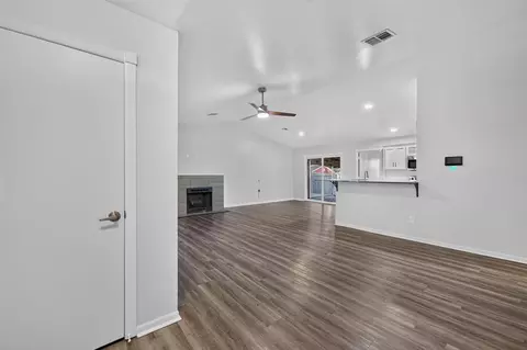 Entry Way - 4612 Midway Dr, Norman, OK 73072 photo 1 of 3