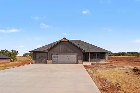 2213 Winter Ridge Rd, Blanchard, OK 73010