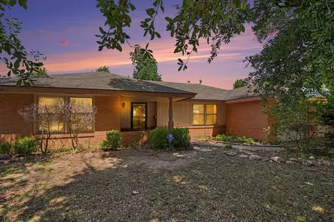 1421 Magdalena Dr, Oklahoma City, OK 73119