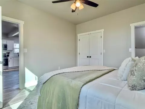 Bedroom - 705 E Springer Ave, Guthrie, OK 73044 photo 3 of 9