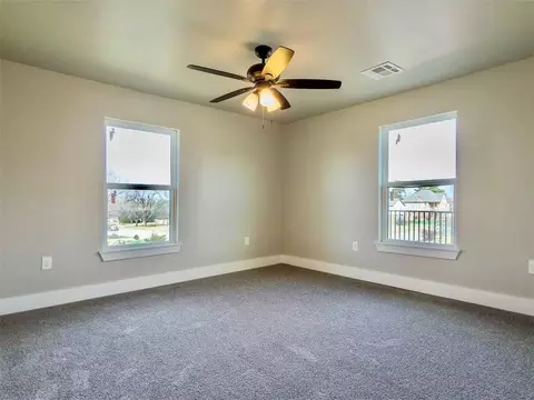 Bedroom - 705 E Springer Ave, Guthrie, OK 73044 photo 4 of 9