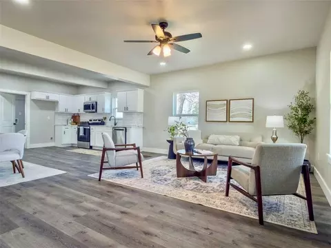 Living - 705 E Springer Ave, Guthrie, OK 73044 photo 1 of 8