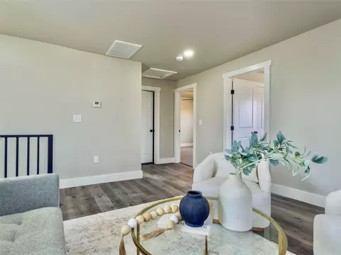 Living - 705 E Springer Ave, Guthrie, OK 73044 photo 7 of 8