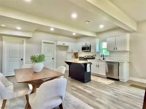 Kitchen - 705 E Springer Ave, Guthrie, OK 73044 photo 1 of 4