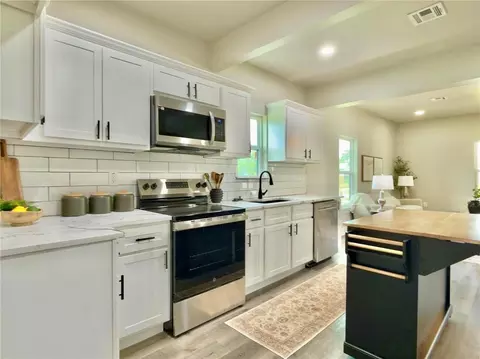 Kitchen - 705 E Springer Ave, Guthrie, OK 73044 photo 4 of 4