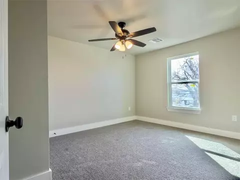 Bedroom - 705 E Springer Ave, Guthrie, OK 73044 photo 6 of 9