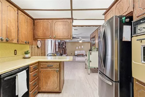 Kitchen - 1316 Caudill Dr, Watonga, OK 73772 photo 3 of 3