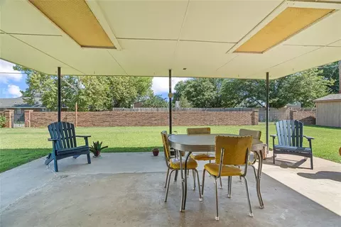 Exterior - 1316 Caudill Dr, Watonga, OK 73772 photo 4 of 11