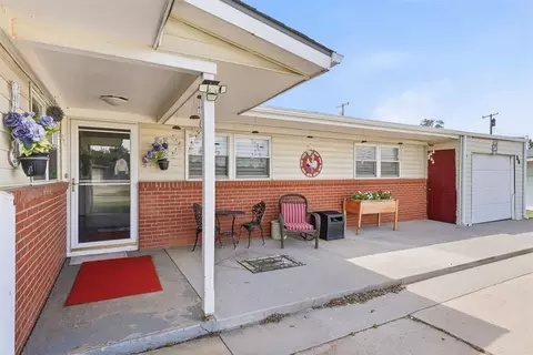 Exterior - 308 Suwannee Rd, Foss, OK 73647 photo 2 of 7