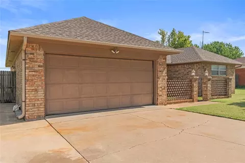 Exterior - 201 Rice Dr, Watonga, OK 73772 photo 3 of 7