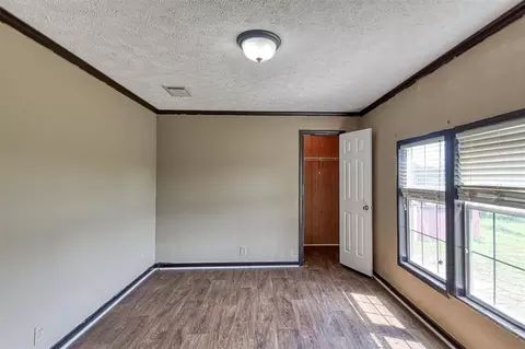 Bedroom - 13700 Iron Rd, Mcloud, OK 74851 photo 7 of 9