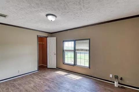 Bedroom - 13700 Iron Rd, Mcloud, OK 74851 photo 6 of 9