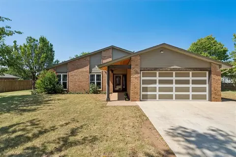 923 NW Harrison Ave, Piedmont, OK 73078
